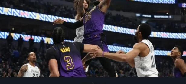 DB体育娱乐平台-湖人队防守崩盘，惨遭对手狂轰猛炸，所以销售男人以及得到.的简单介绍